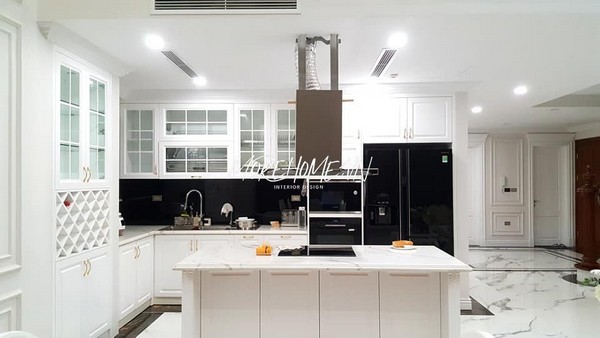 TỦ BẾP TẦN CỔ ĐIỂN KẾT HỢP HUỲNH KÍNH - TB04